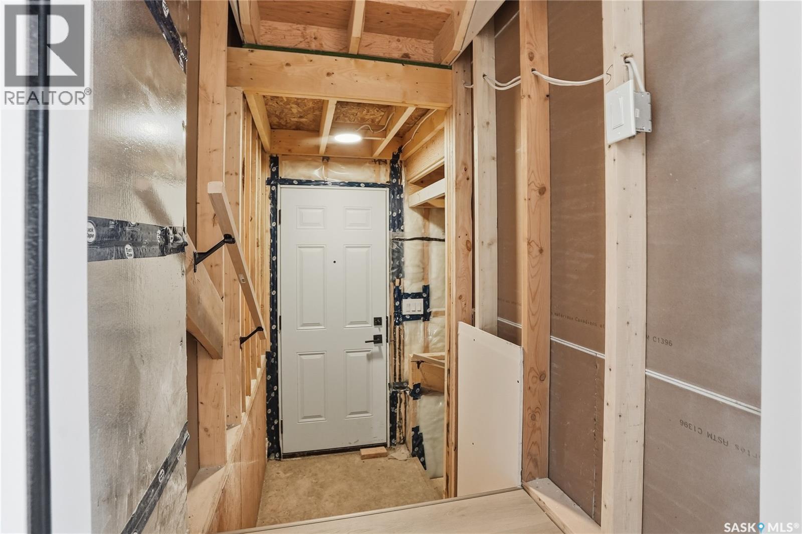 2961 Rosewood Drive, Saskatoon, SK - Indoor