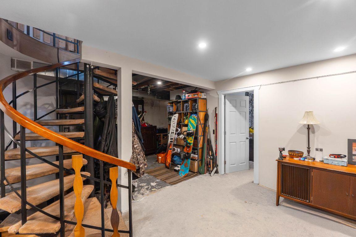 9391 Glenmore Road, Lake Country, BC - Indoor Photo Showing Other Room