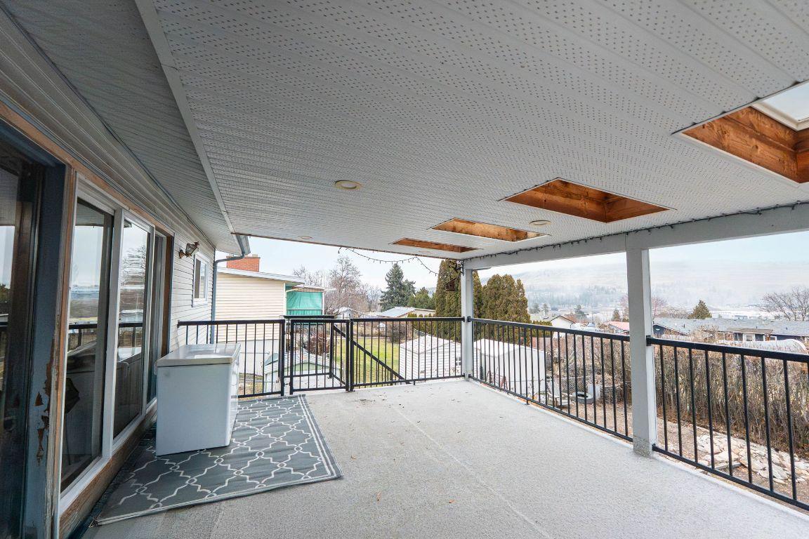 9391 Glenmore Road, Lake Country, BC - Outdoor With Exterior