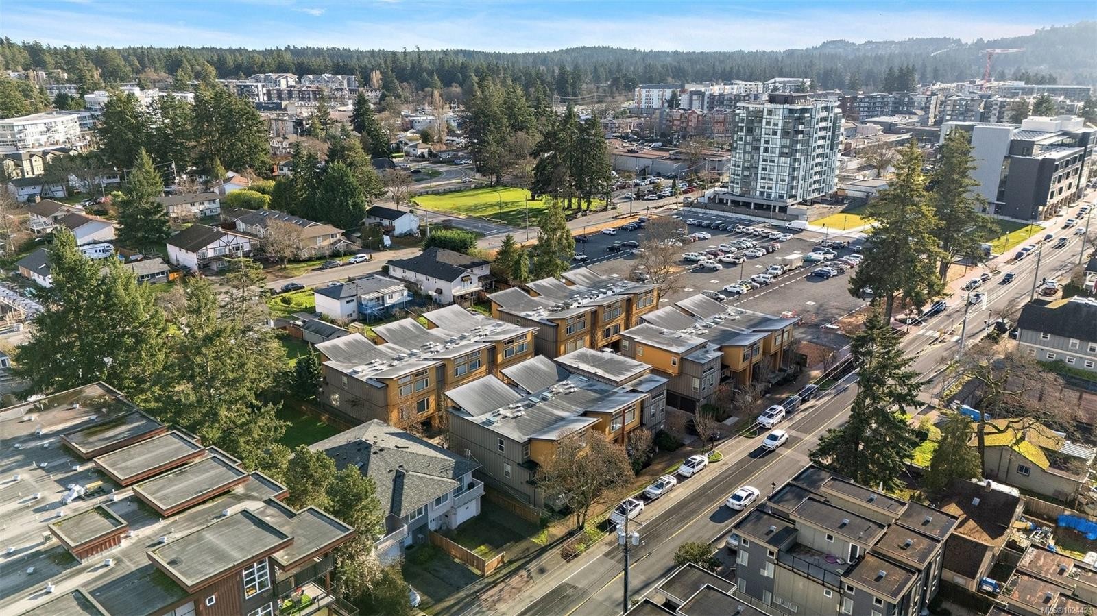 113-2733 Peatt Rd, Langford, BC