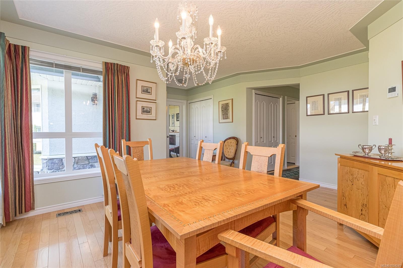 6377 Rodolph Rd, Central Saanich, BC