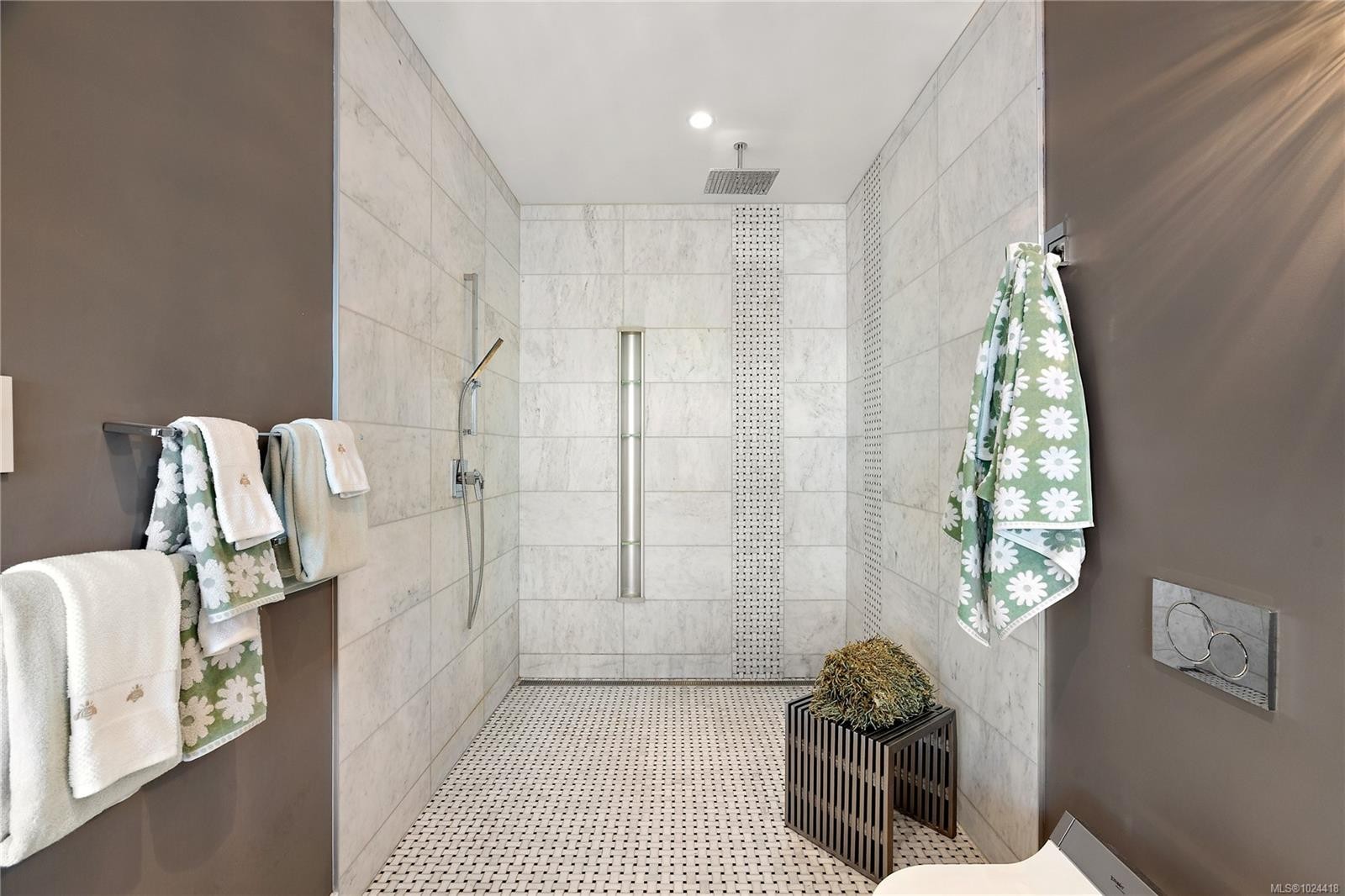 7178 Mark Lane, Central Saanich, BC