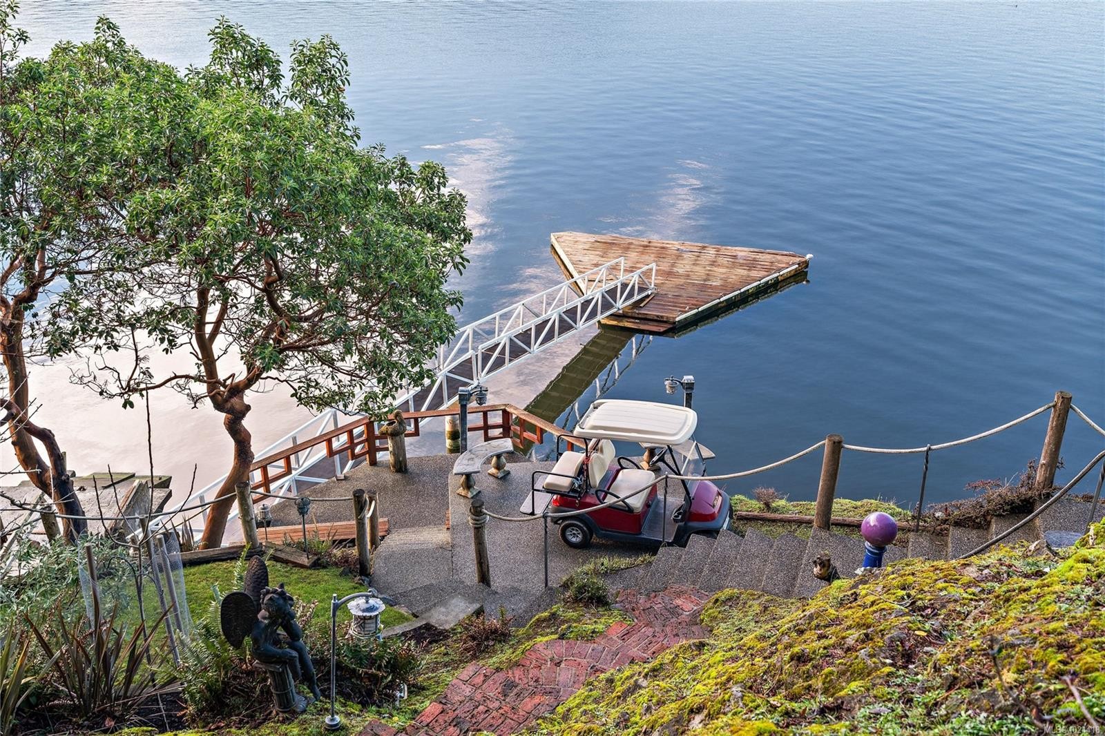 7178 Mark Lane, Central Saanich, BC