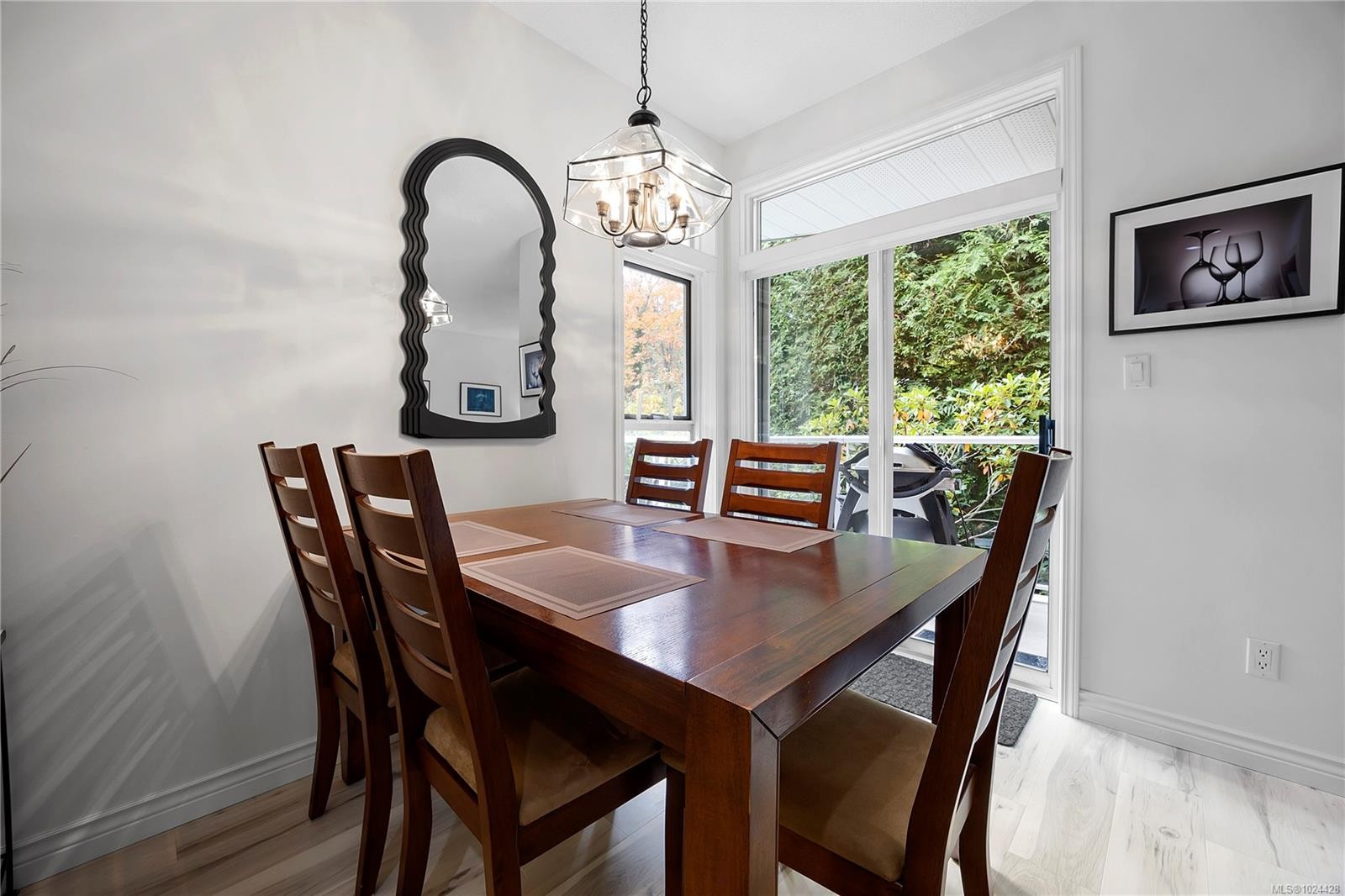 1C-3000 Oak St, Chemainus, BC