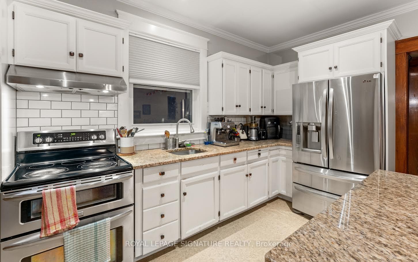 58 Hohner Avenue, Kitchener, ON - Indoor Photo Showing Kitchen