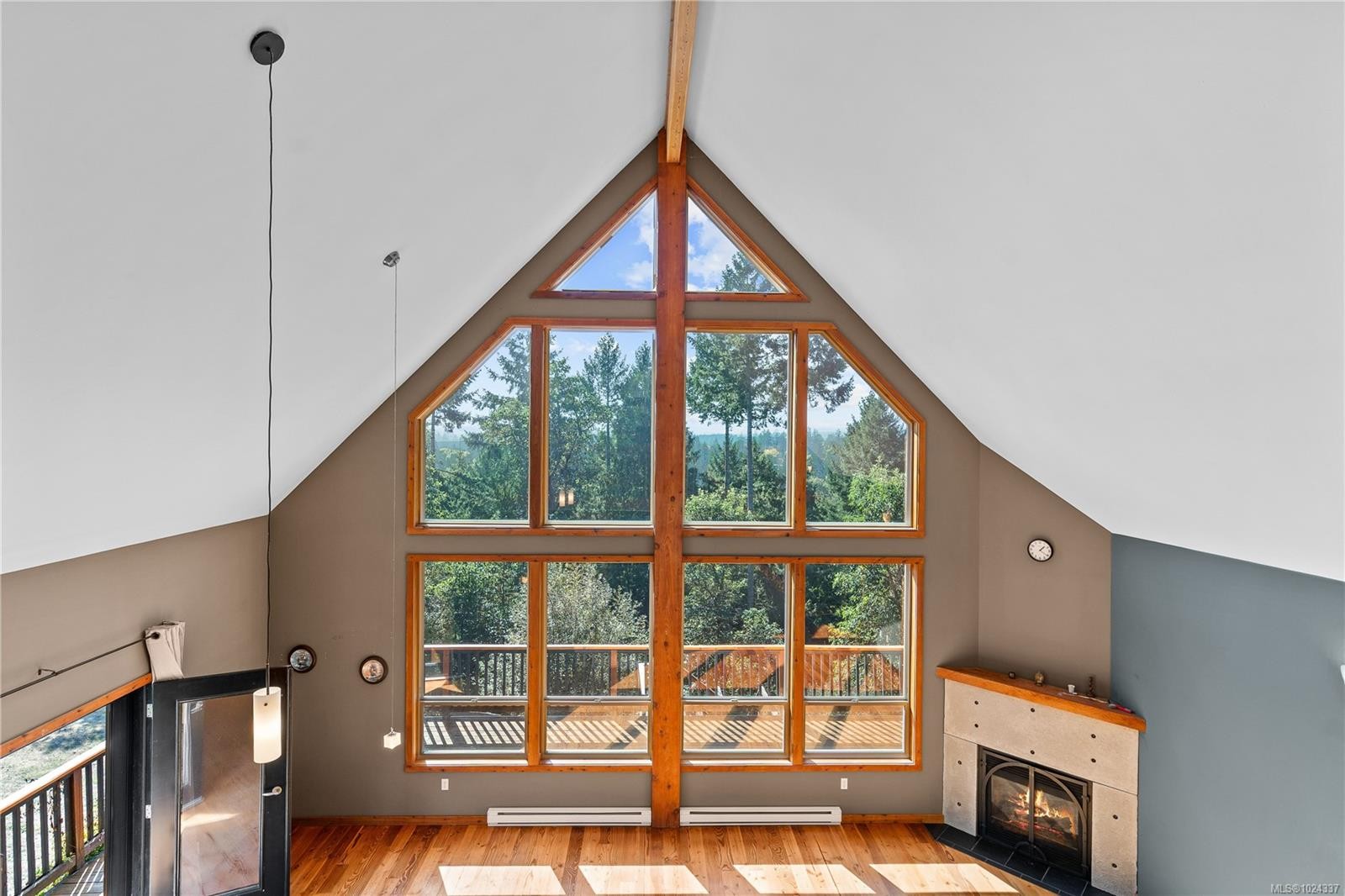 2405 Lindsey Rd, Nanaimo, BC