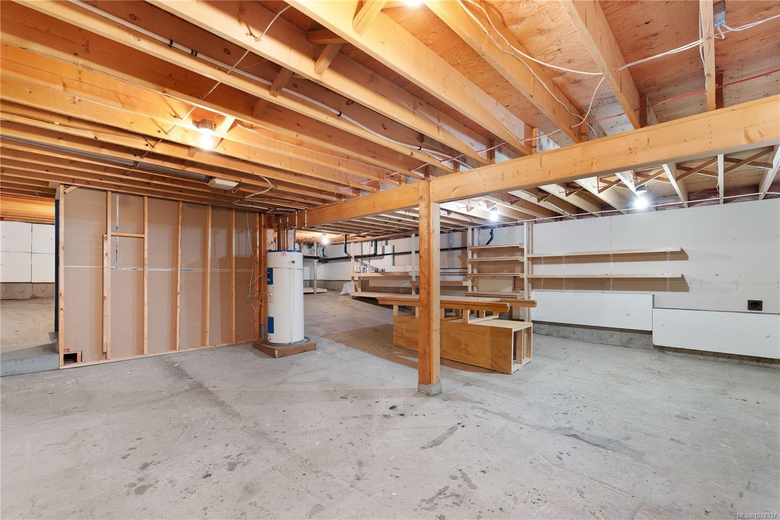 2405 Lindsey Rd, Nanaimo, BC