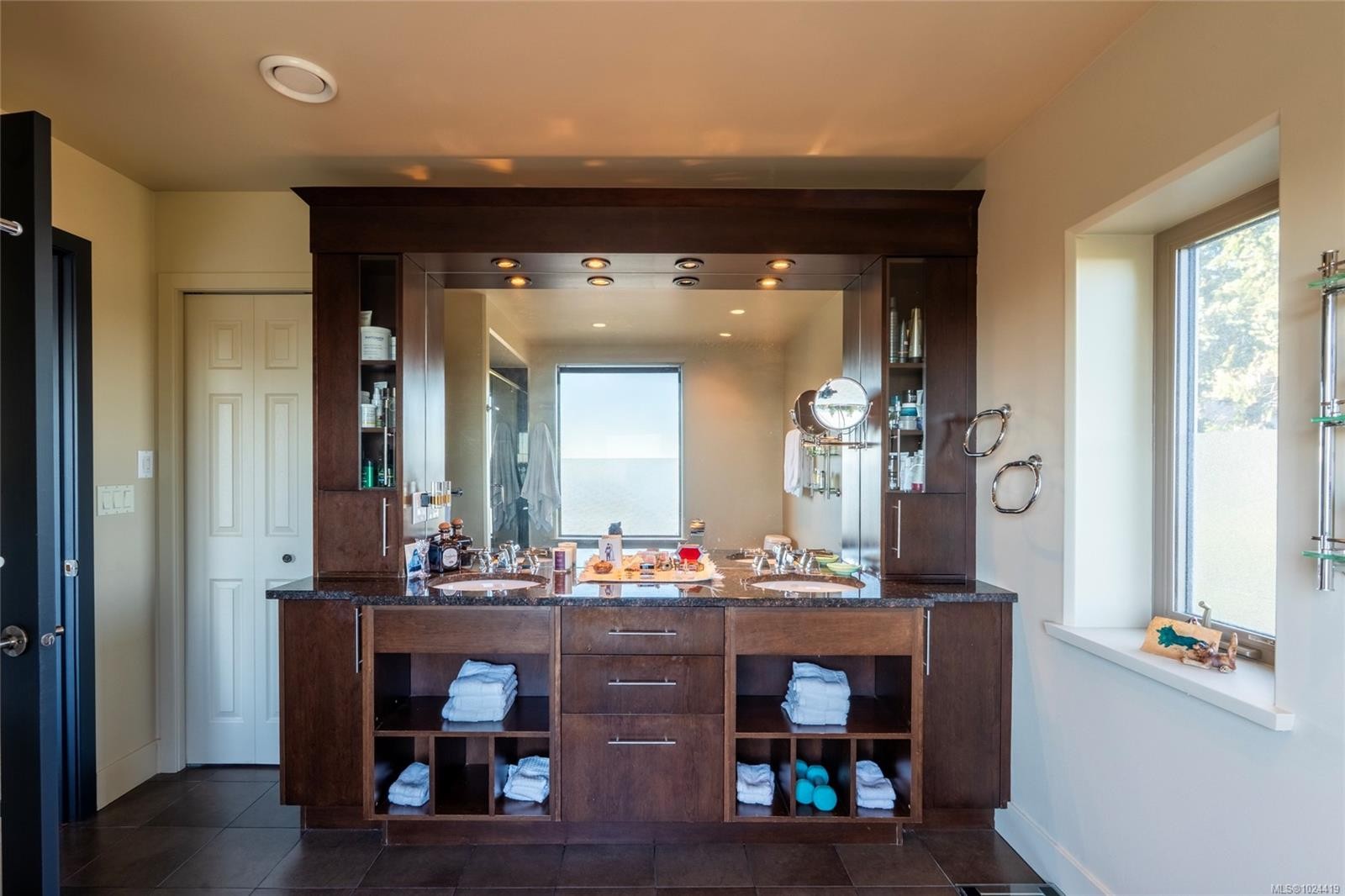 3354 Haida Dr, Colwood, BC