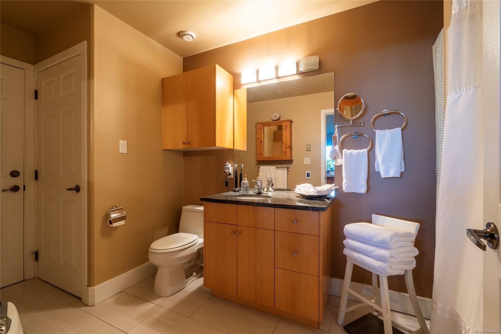 3354 Haida Dr, Colwood, BC