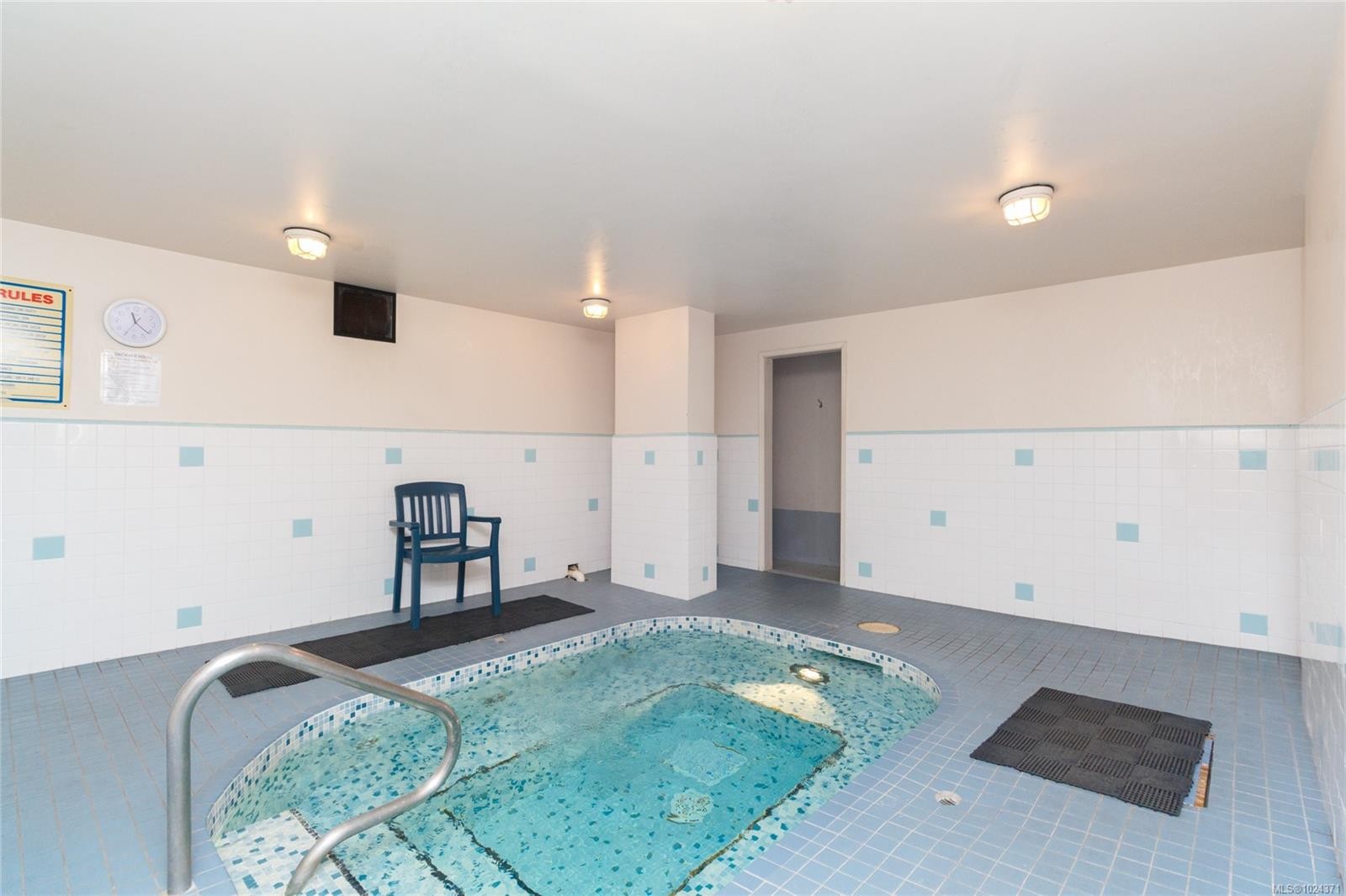 1504-647 Michigan St, Victoria, BC - Indoor Photo Showing Other Room