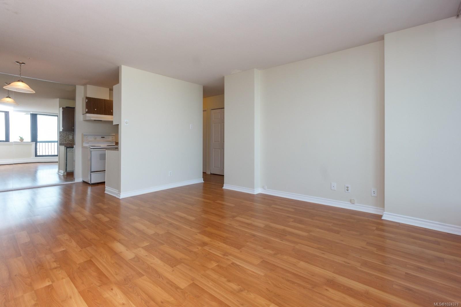 1504-647 Michigan St, Victoria, BC - Indoor