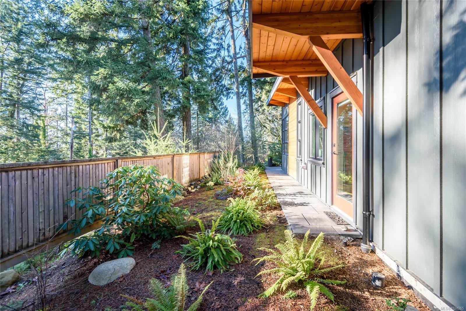 G-221 Glacier View Rd, Comox, BC