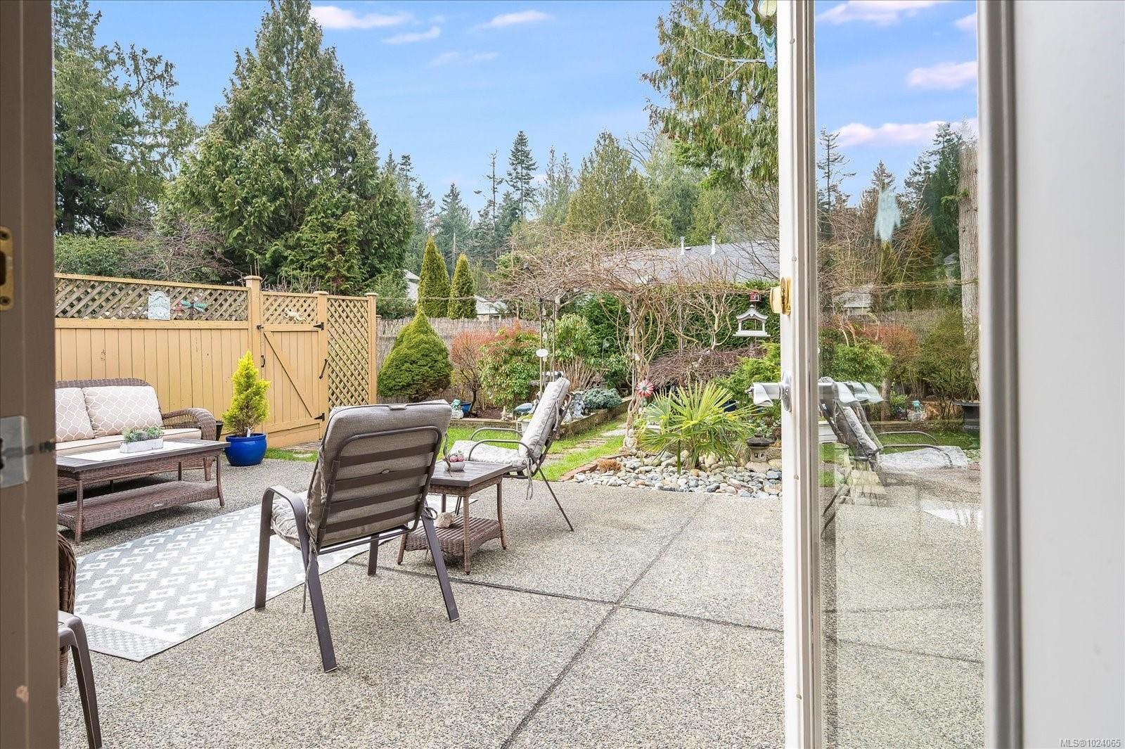 11-820 Chestnut St, Qualicum Beach, BC