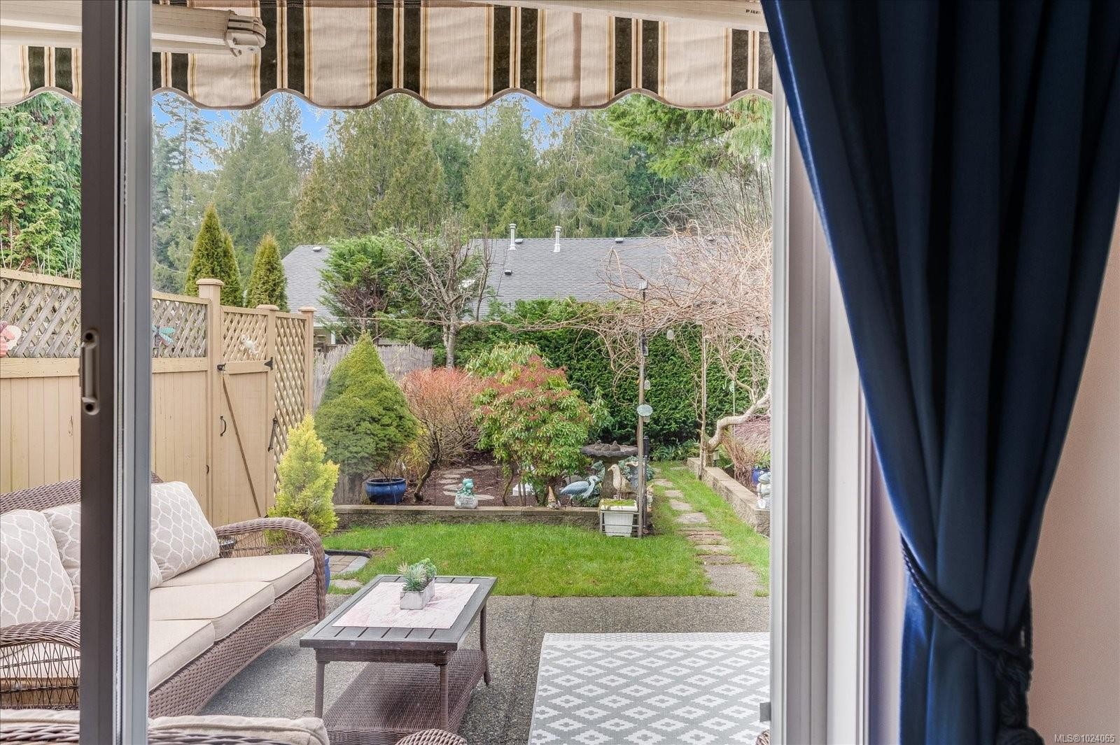 11-820 Chestnut St, Qualicum Beach, BC