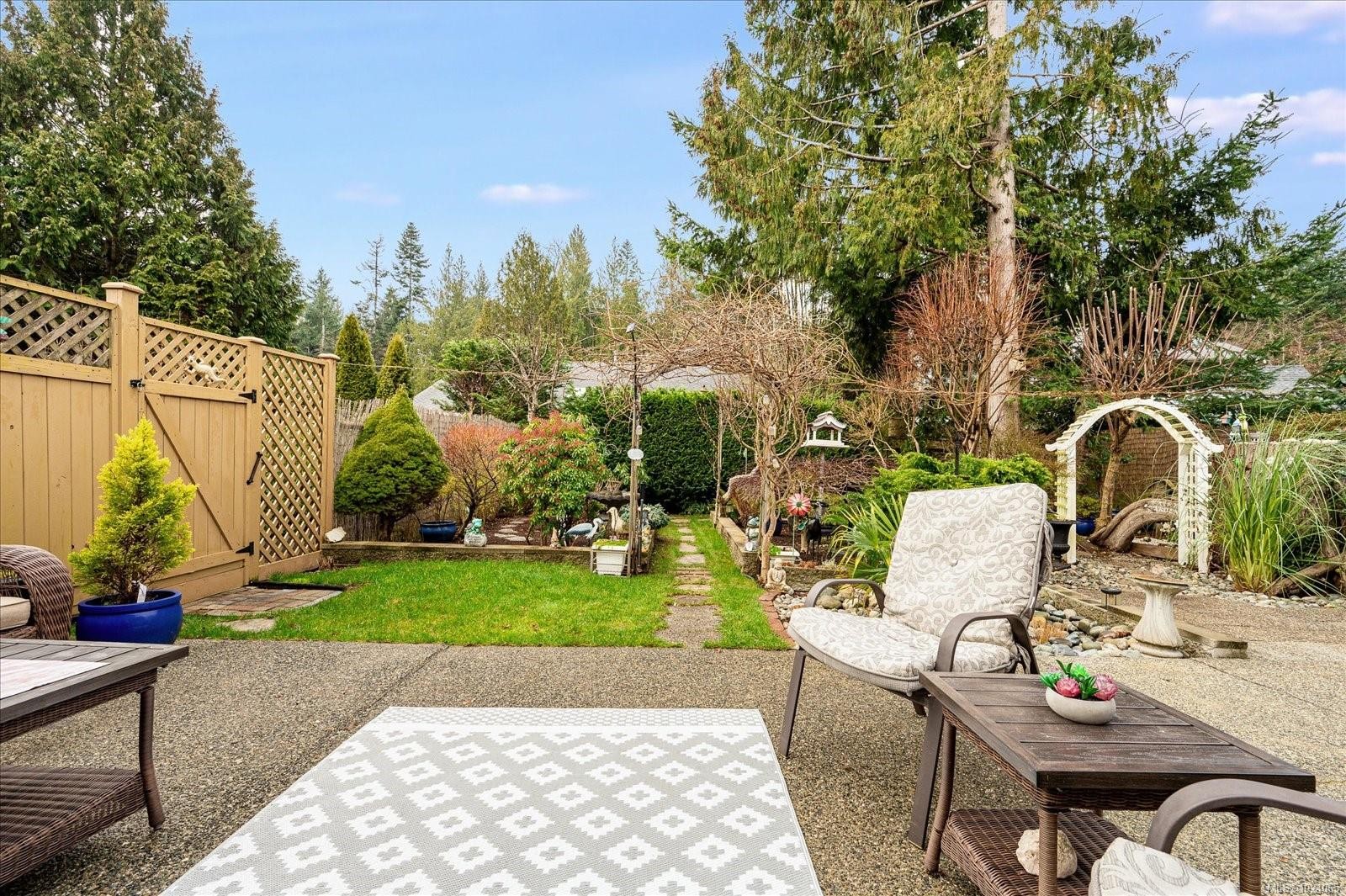 11-820 Chestnut St, Qualicum Beach, BC