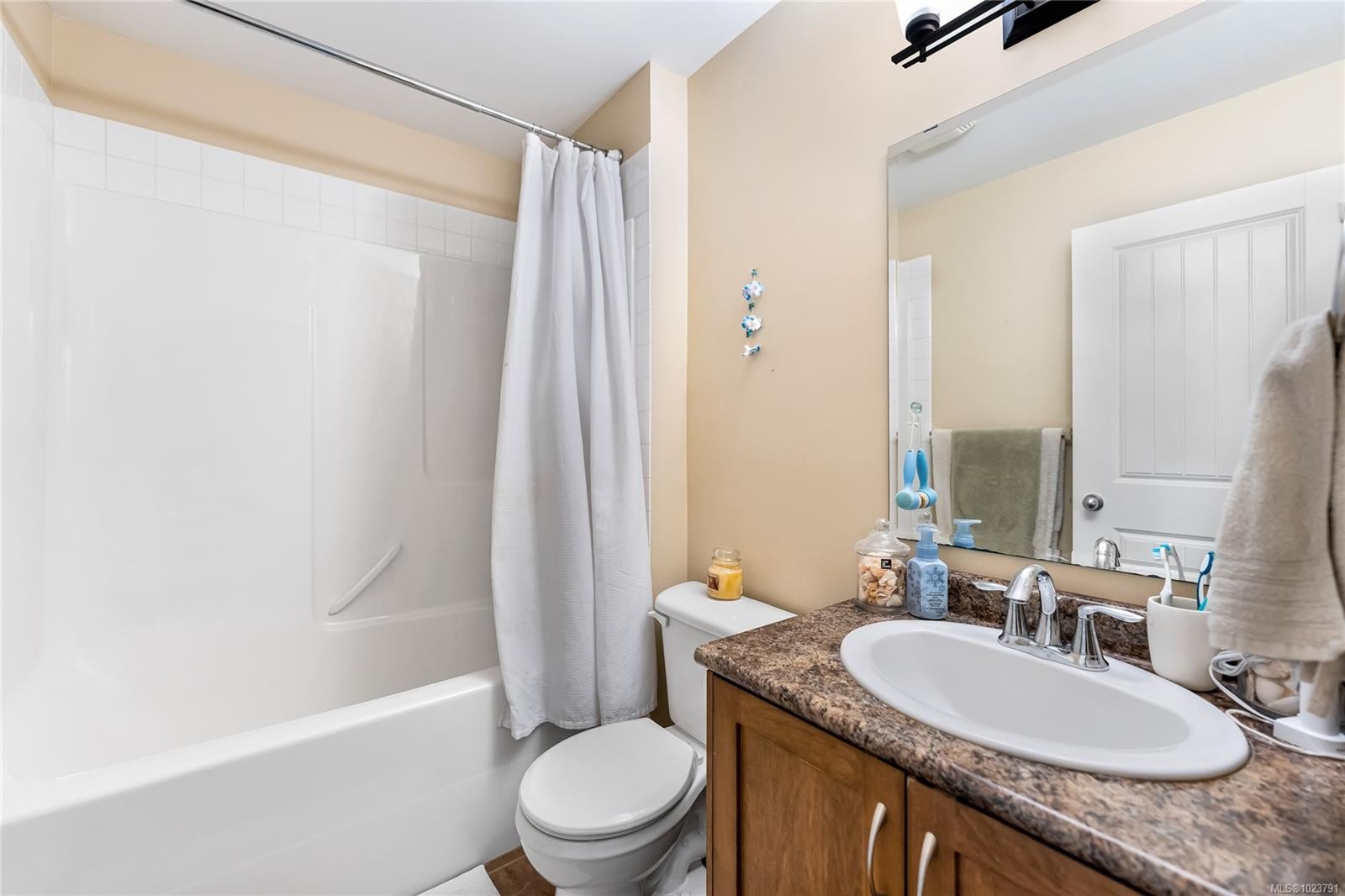 9724 Marble Bay Rd, Lake Cowichan, BC