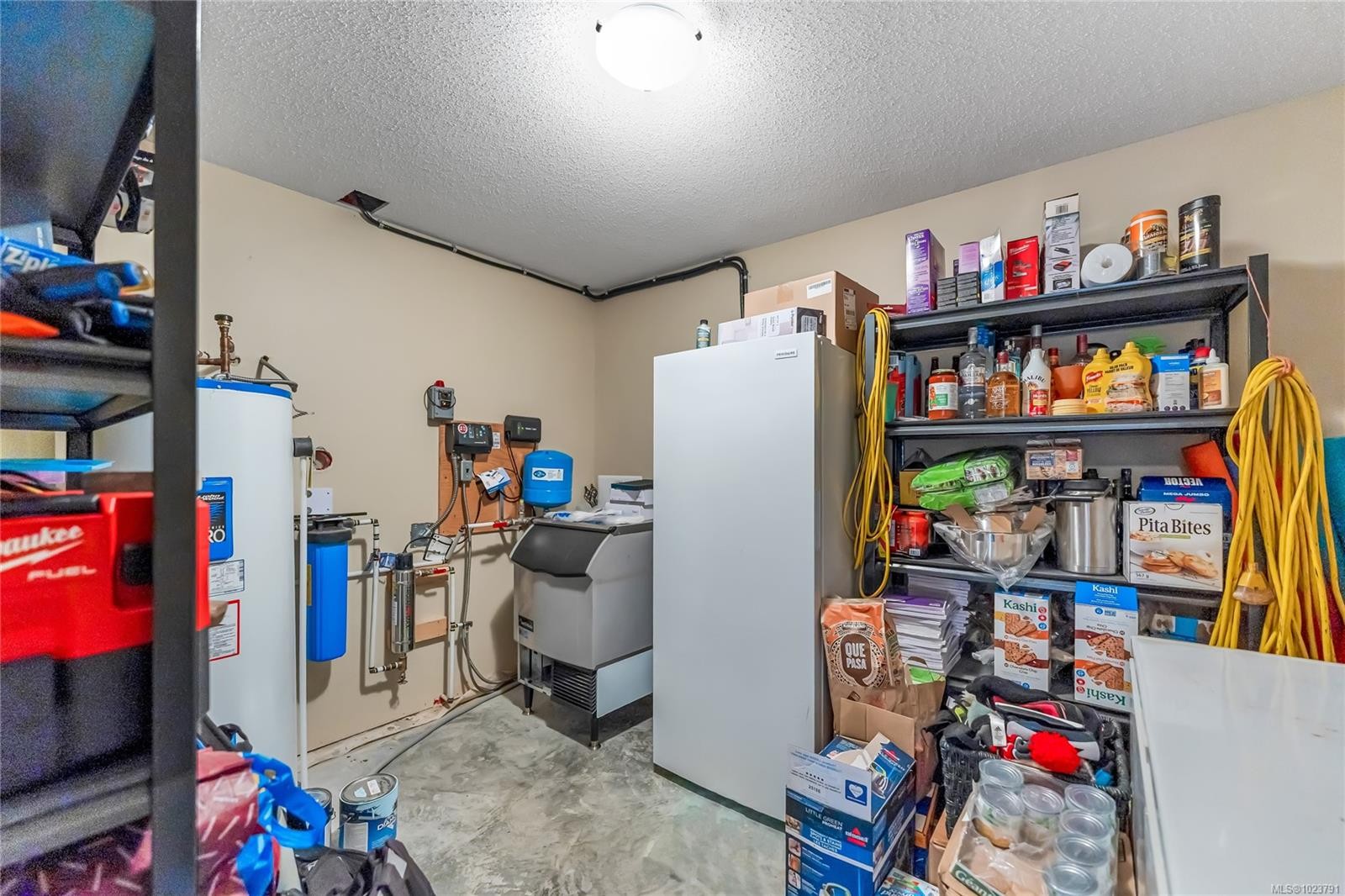 9724 Marble Bay Rd, Lake Cowichan, BC