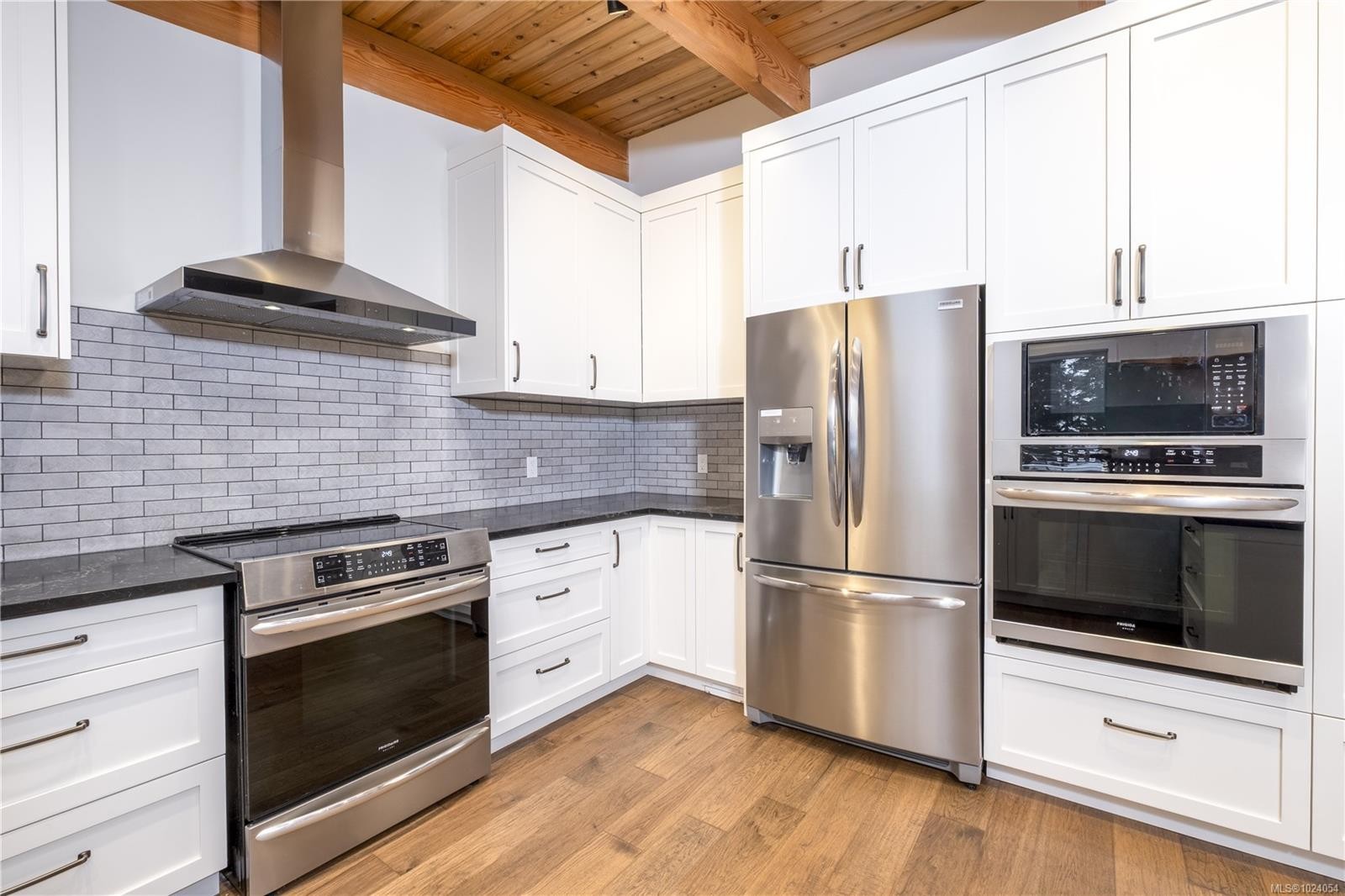 241 Carnegie St, Campbell River, BC