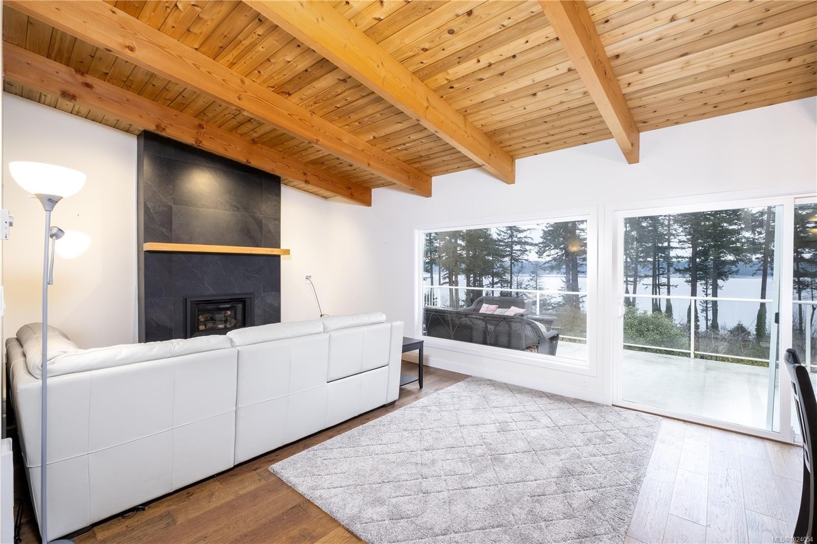 241 Carnegie St, Campbell River, BC