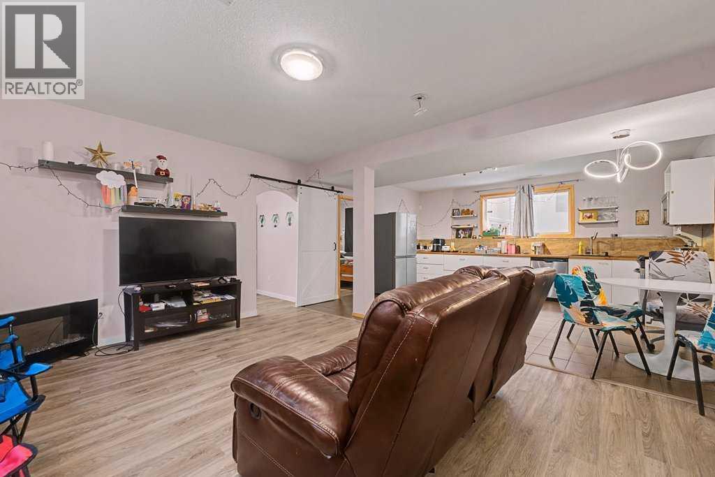 Legal Suite - 267 Panamount Hill Nw, Calgary, AB - Indoor