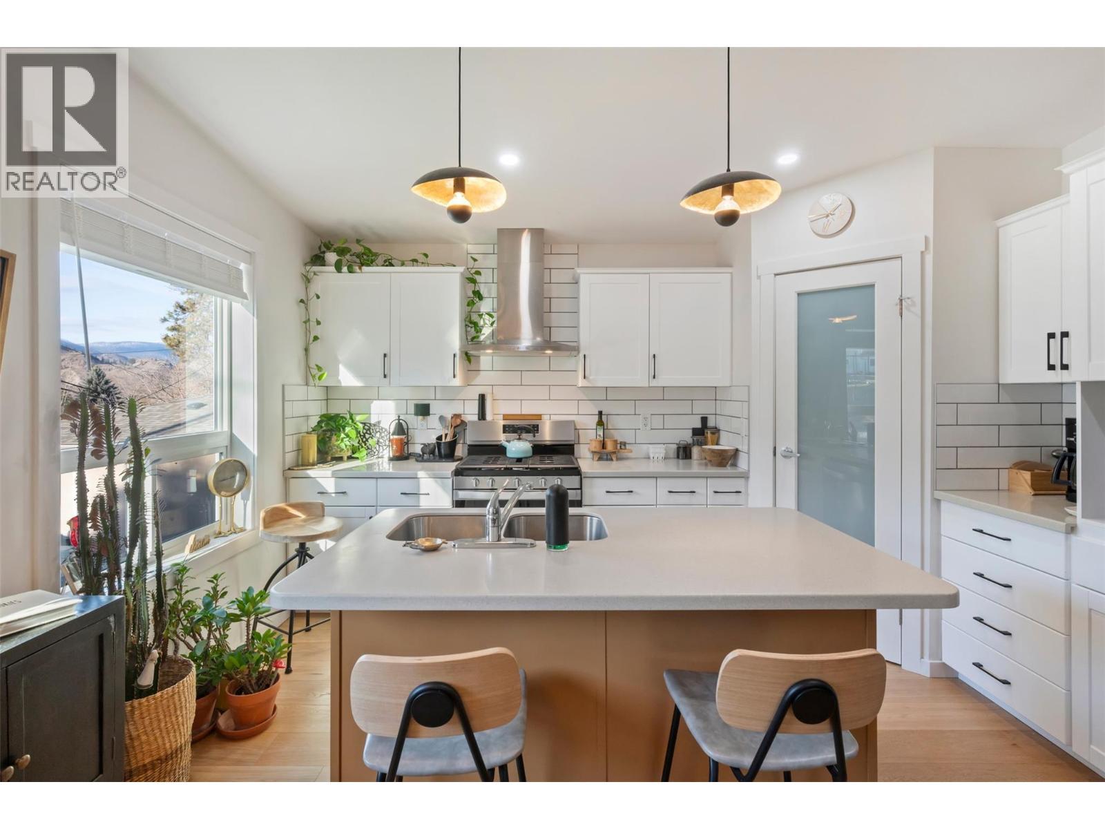 1149 Maple Street, Okanagan Falls, BC - Indoor Photo Showing Kitchen With Double Sink With Upgraded Kitchen