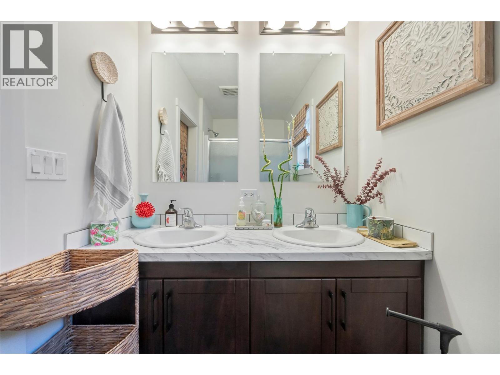 1149 Maple Street, Okanagan Falls, BC - Indoor Photo Showing Bathroom