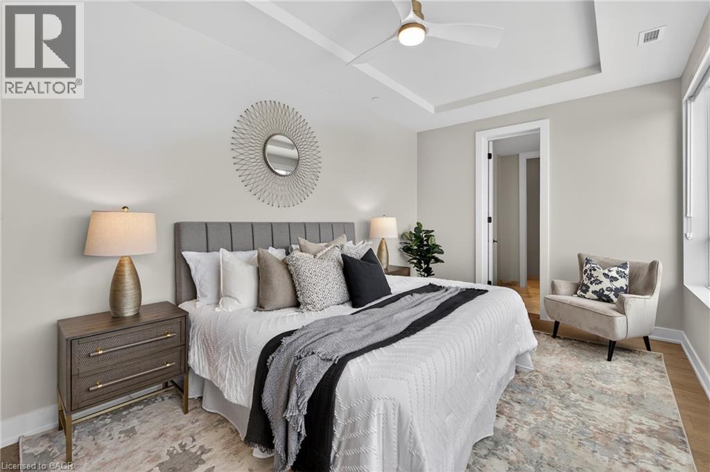 123 Maurice Drive Unit# 401, Oakville, ON - Indoor Photo Showing Bedroom