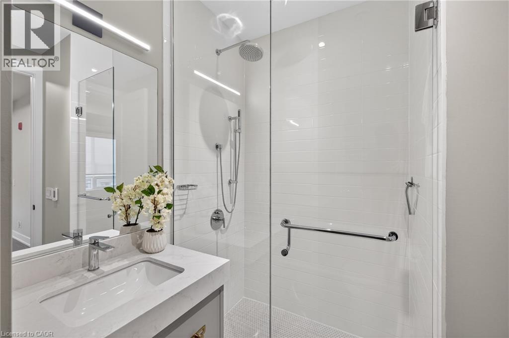 Upgrades everywhere. - 123 Maurice Drive Unit# 401, Oakville, ON - Indoor Photo Showing Bathroom