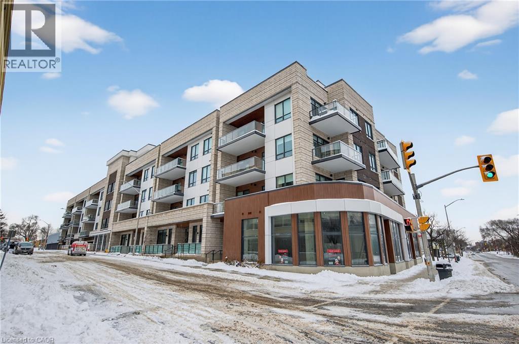 Short walk to Downtown Oakville! - 123 Maurice Drive Unit# 401, Oakville, ON - Outdoor With Balcony