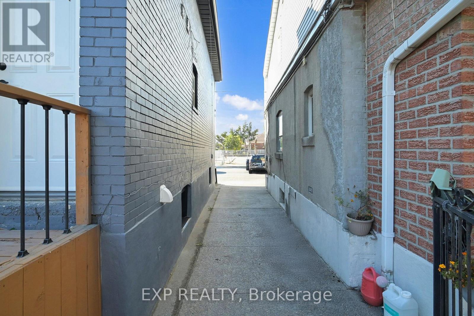 685 Jane Street, Toronto, ON - Outdoor With Exterior