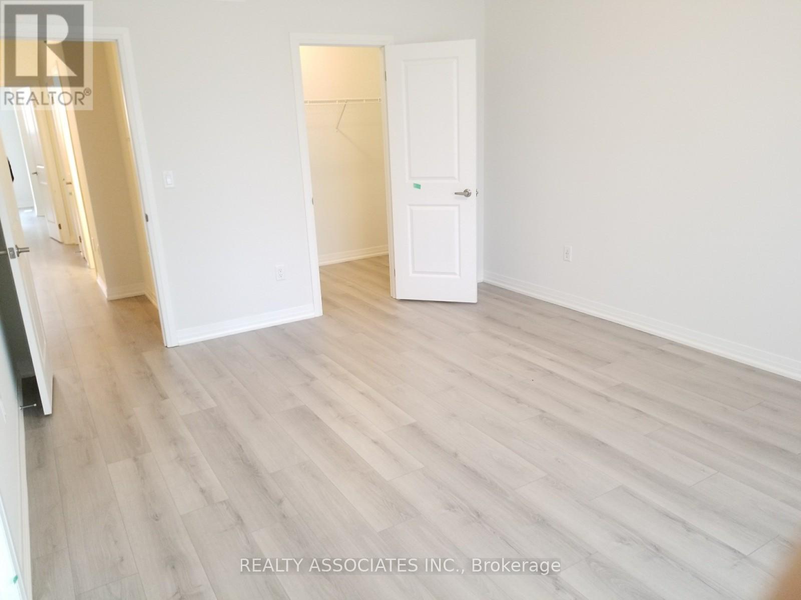 71 Schmeltzer Crescent, Richmond Hill, ON - Indoor Photo Showing Other Room