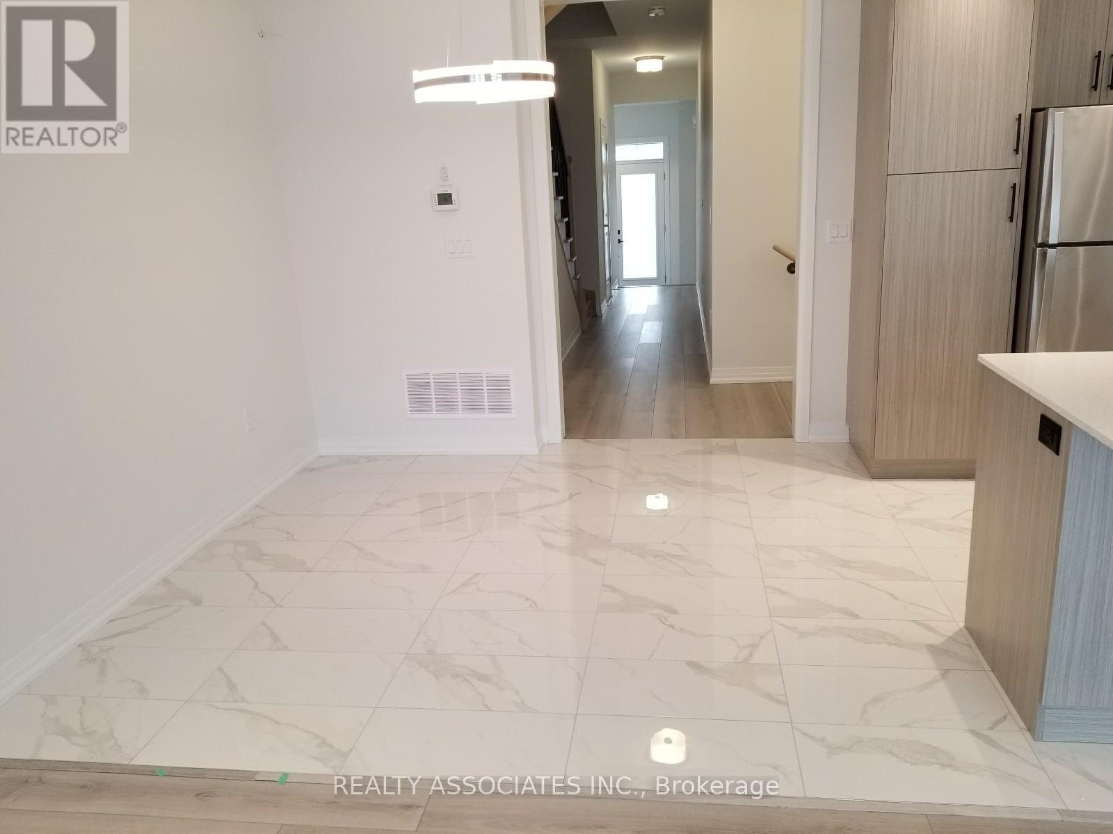 71 Schmeltzer Crescent, Richmond Hill, ON - Indoor