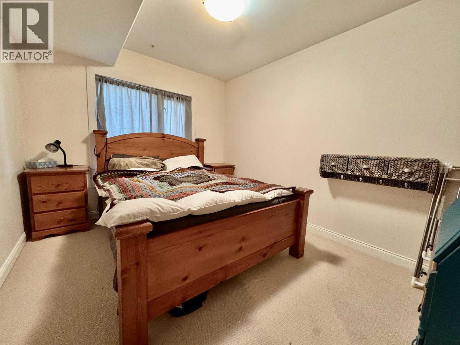250 Marina Way Unit# 204, Penticton, BC - Indoor Photo Showing Bedroom