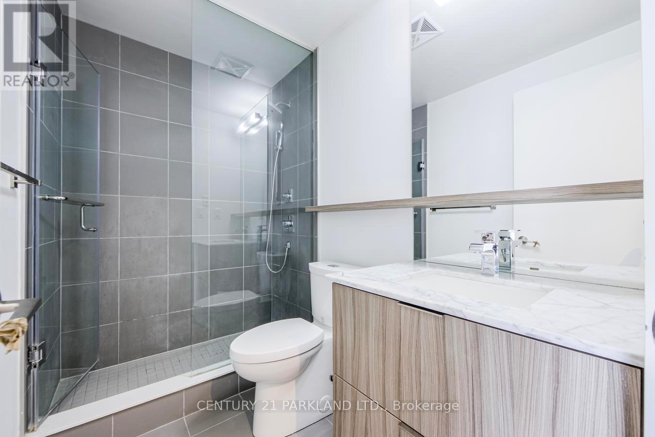 312 - 6 Parkwood Avenue, Toronto, ON - Indoor Photo Showing Bathroom