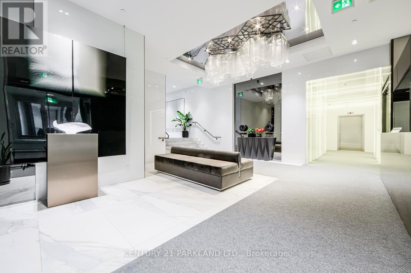 312 - 6 Parkwood Avenue, Toronto, ON - Indoor Photo Showing Other Room