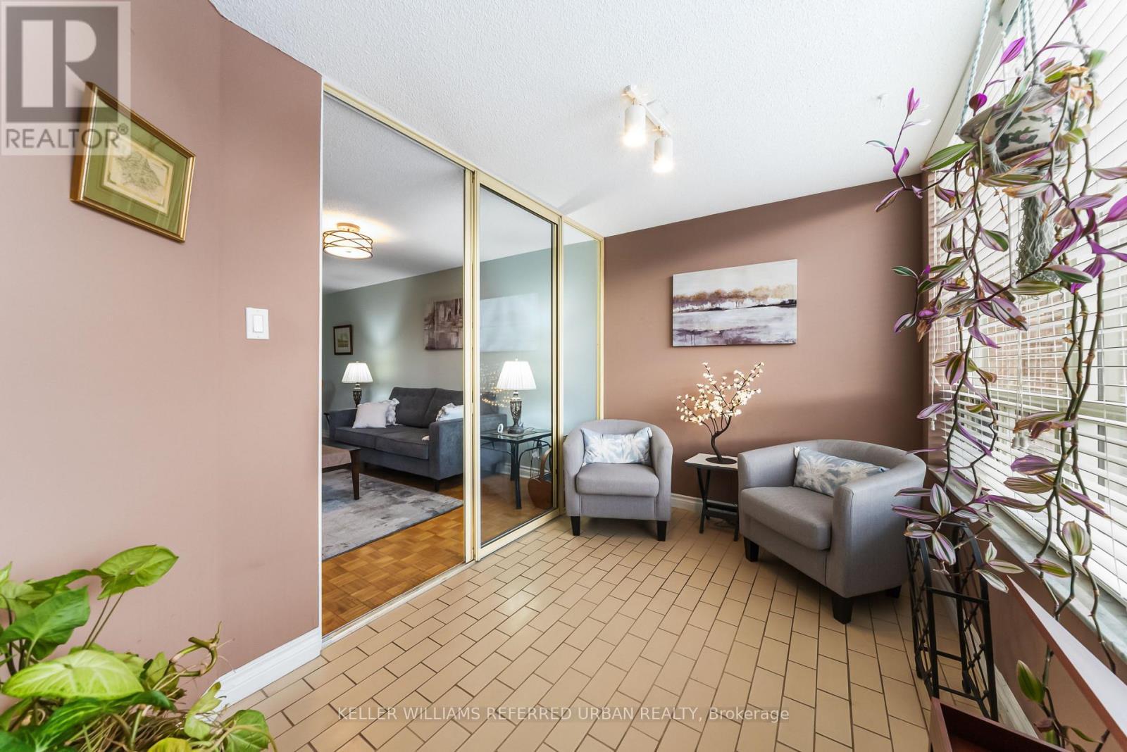 524 - 1210 Don Mills Road, Toronto, ON - Indoor