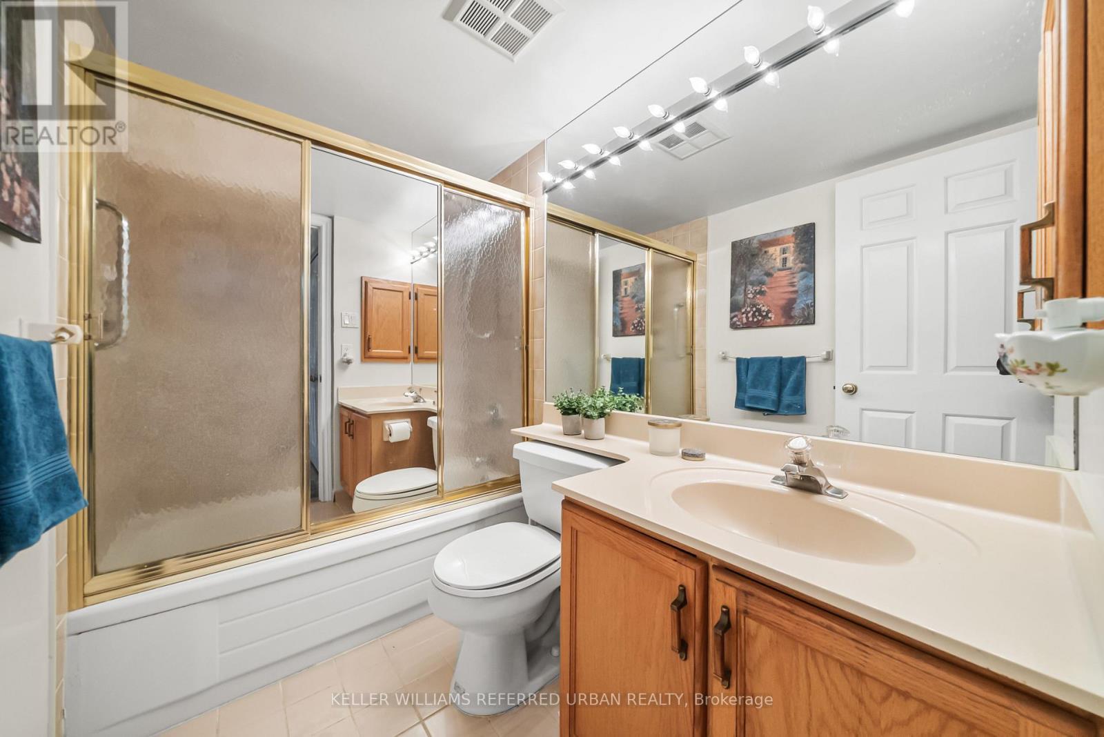 524 - 1210 Don Mills Road, Toronto, ON - Indoor Photo Showing Bathroom