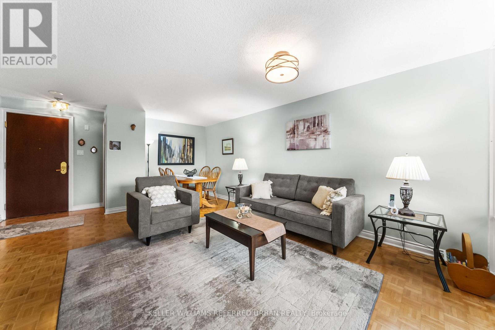 524 - 1210 Don Mills Road, Toronto, ON - Indoor Photo Showing Living Room