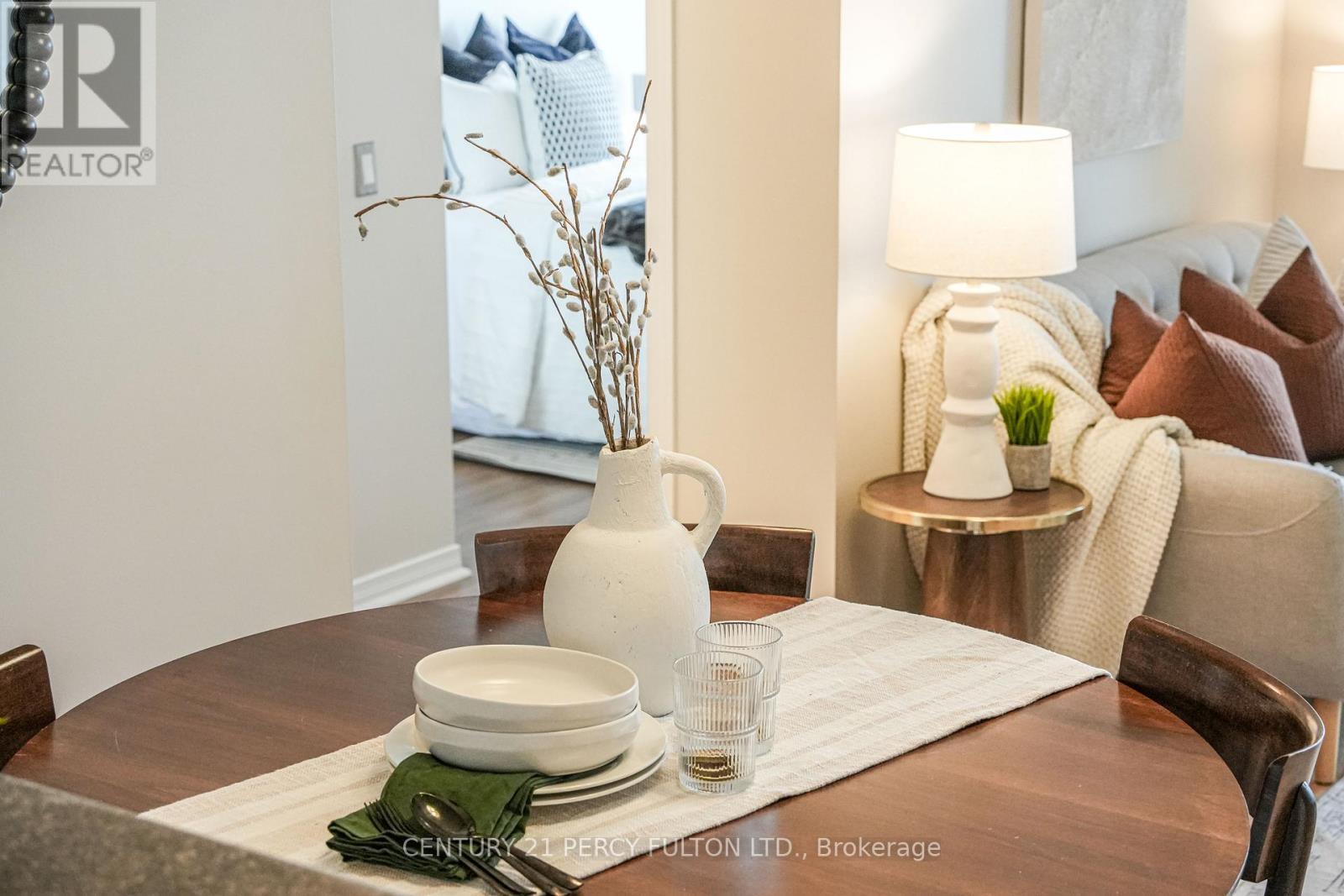 601 - 1200 The Esplanade Road N, Pickering, ON - Indoor