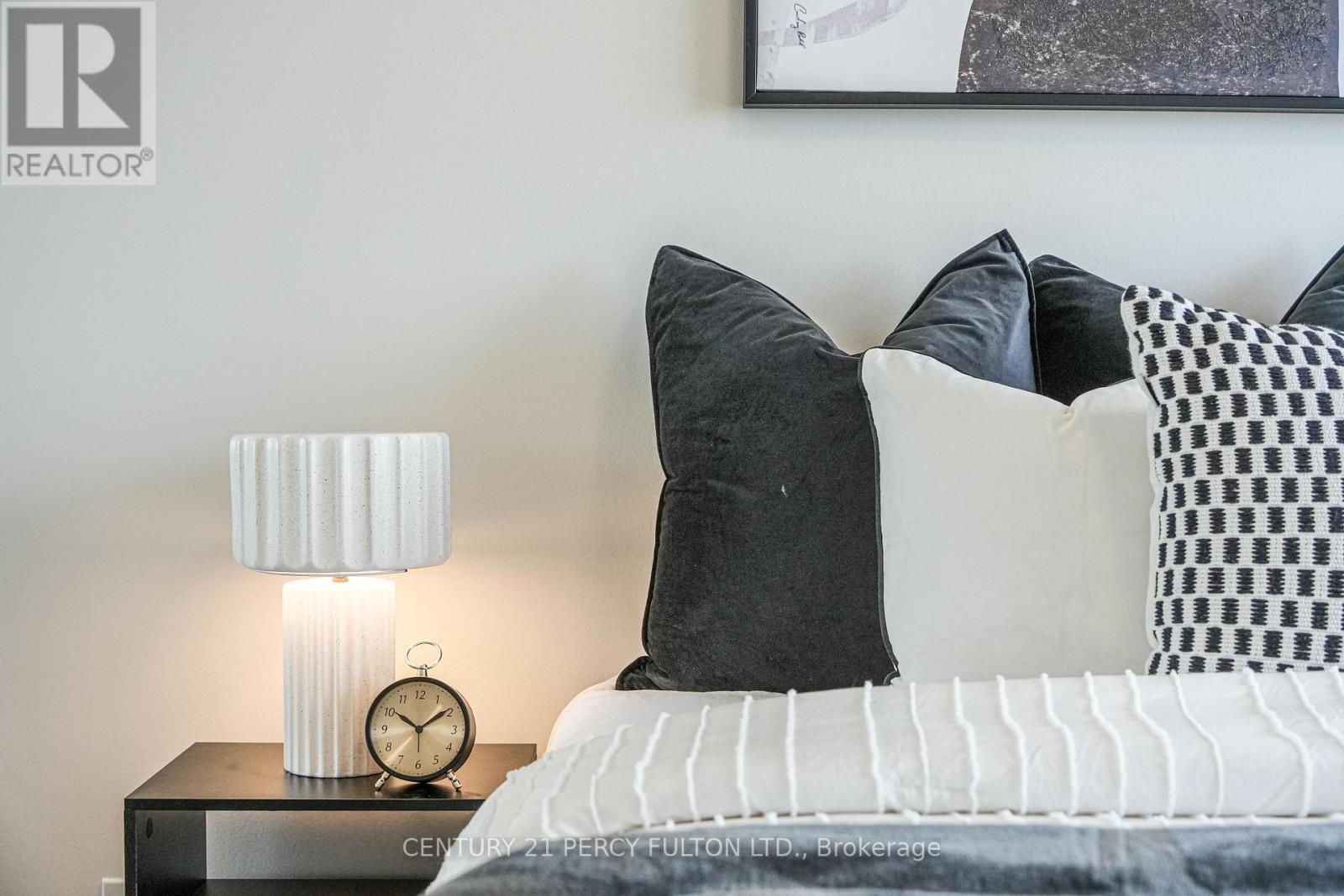 601 - 1200 The Esplanade Road N, Pickering, ON - Indoor