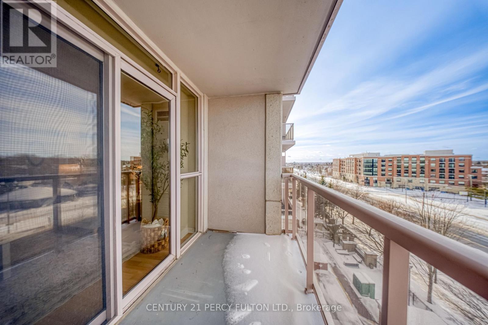 601 - 1200 The Esplanade Road N, Pickering, ON - Outdoor With View With Exterior