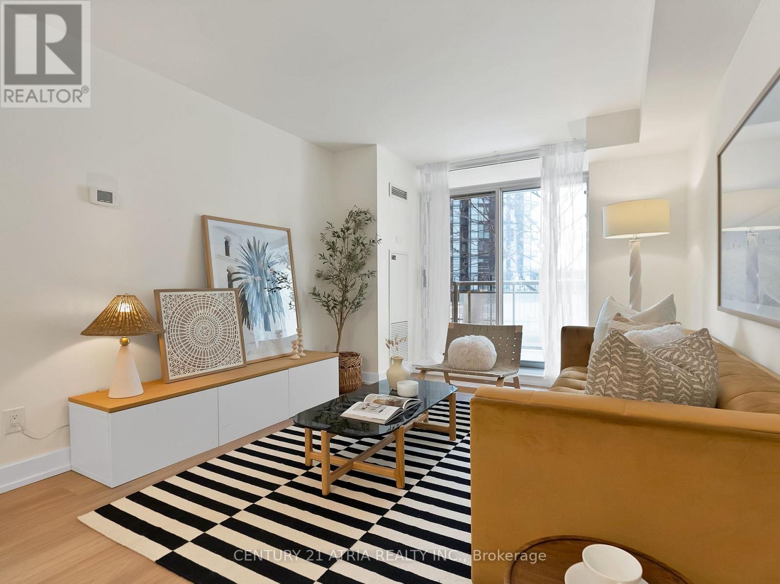 206 - 73 King William Crescent, Richmond Hill, ON - Indoor Photo Showing Bedroom