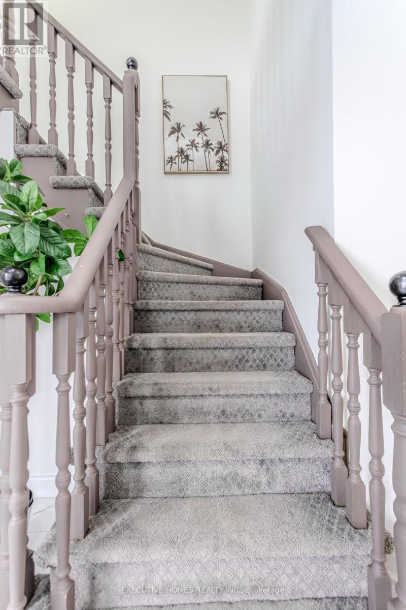 1192 Dream Crest Road, Mississauga, ON - Indoor Photo Showing Other Room