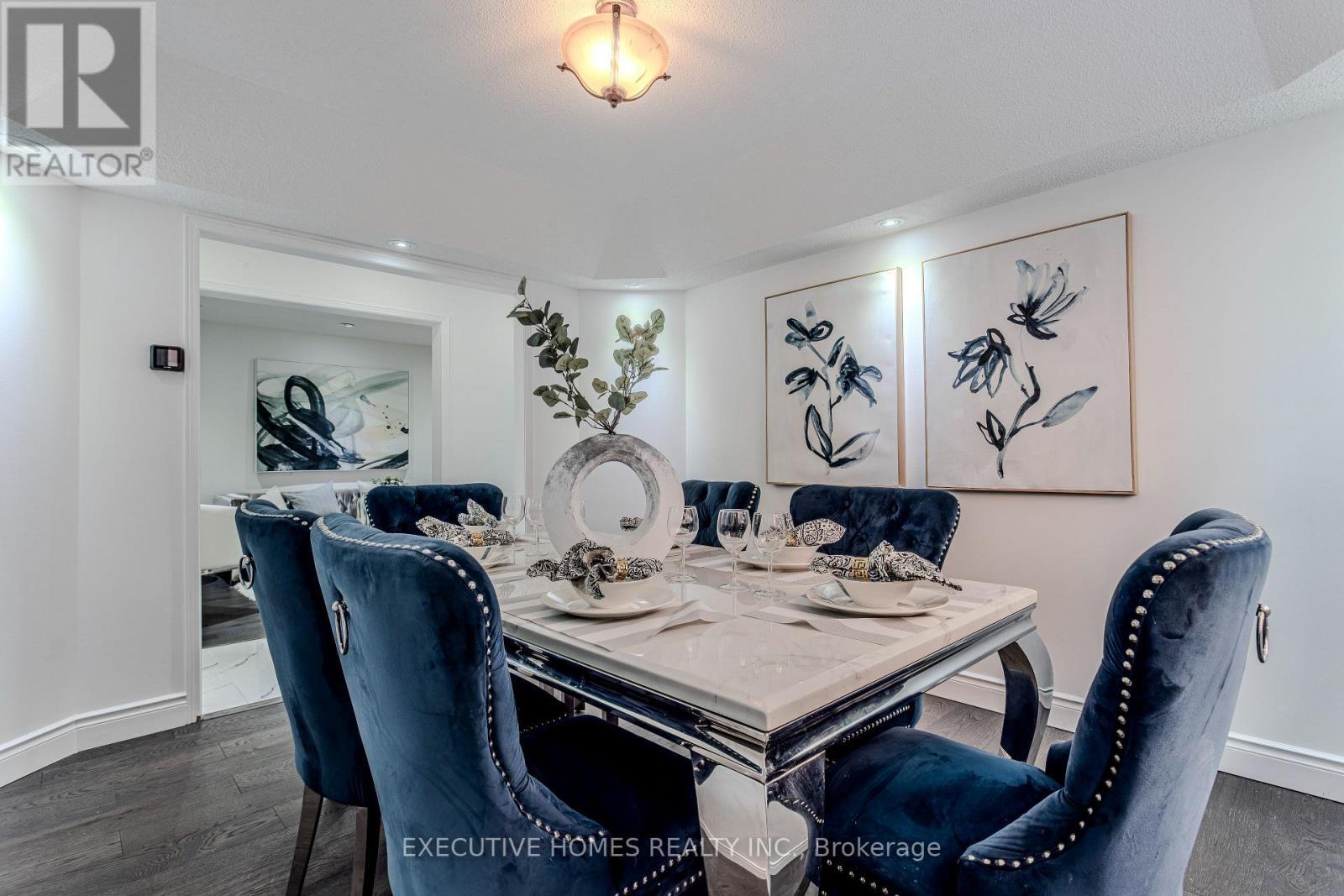 1192 Dream Crest Road, Mississauga, ON - Indoor Photo Showing Dining Room