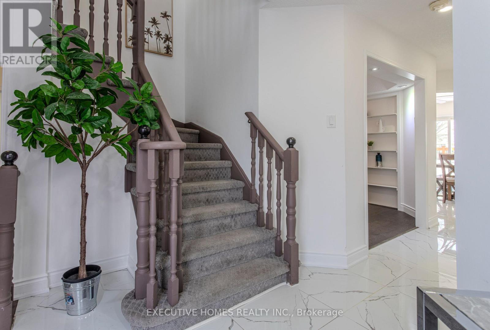 1192 Dream Crest Road, Mississauga, ON - Indoor Photo Showing Other Room