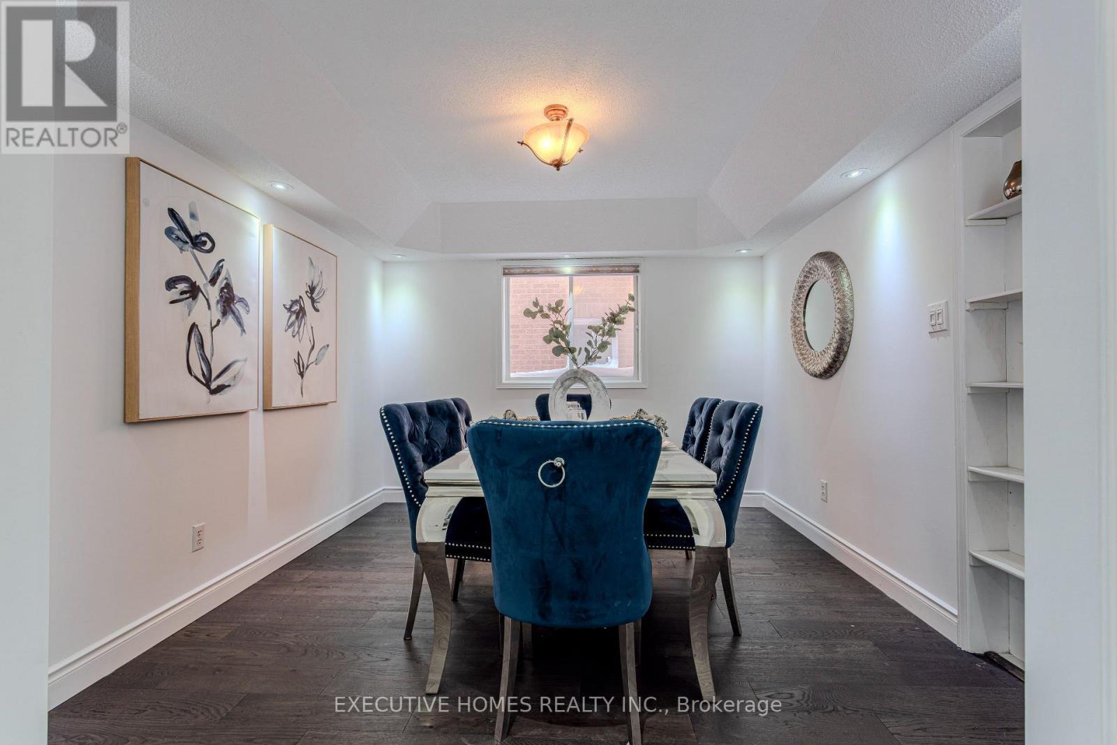 1192 Dream Crest Road, Mississauga, ON - Indoor Photo Showing Dining Room