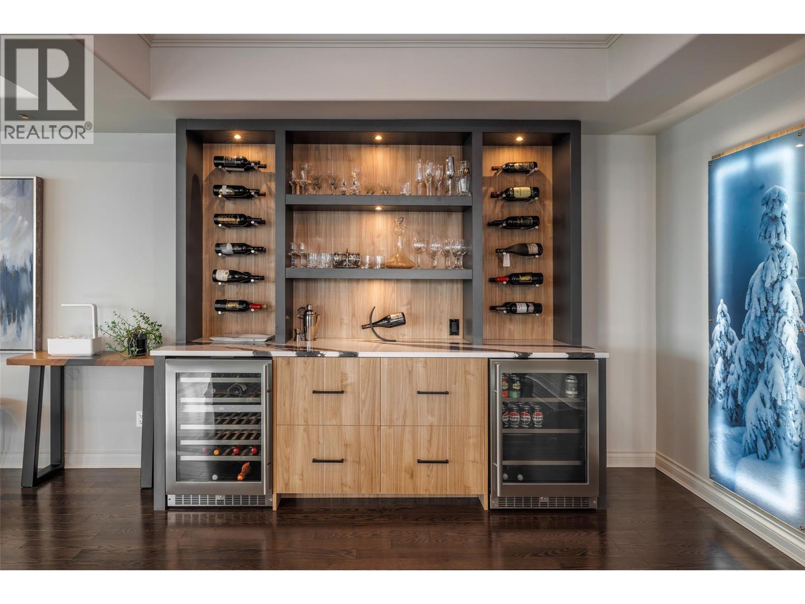 1152 Sunset Drive Unit# 1601, Kelowna, BC - Indoor Photo Showing Other Room