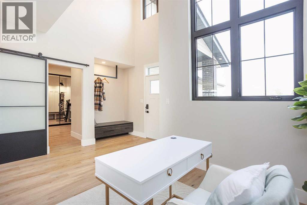 125 Emerald Drive, Red Deer, AB - Indoor Photo Showing Other Room