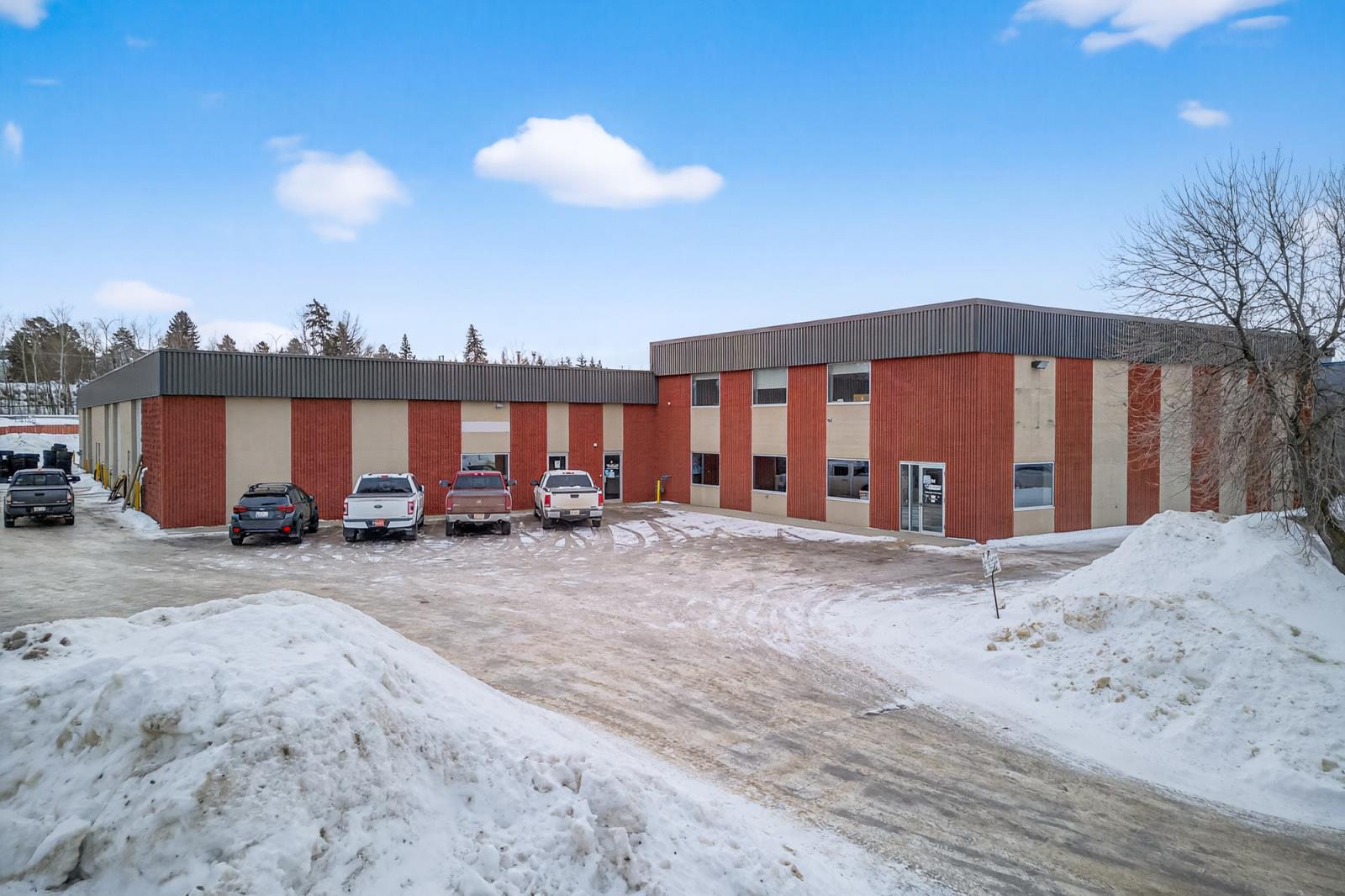 32 Rayborn Crescent, St. Albert, AB