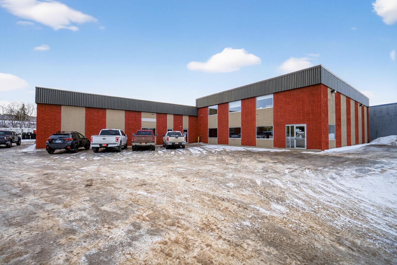 32 Rayborn Crescent, St. Albert, AB